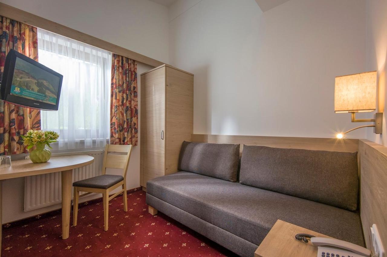 Hotel Andrea Майрхофен Экстерьер фото